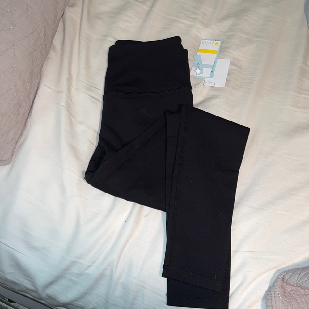 NWT Zella black yoga pants size M